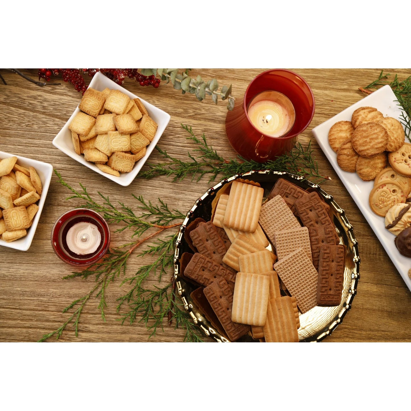 Dux Holiday Christmas Cookies – 215g (7.58 oz) Box – Festive Butter Cookies with Holiday Shapes – Imported from Colombia - JETa Imports®