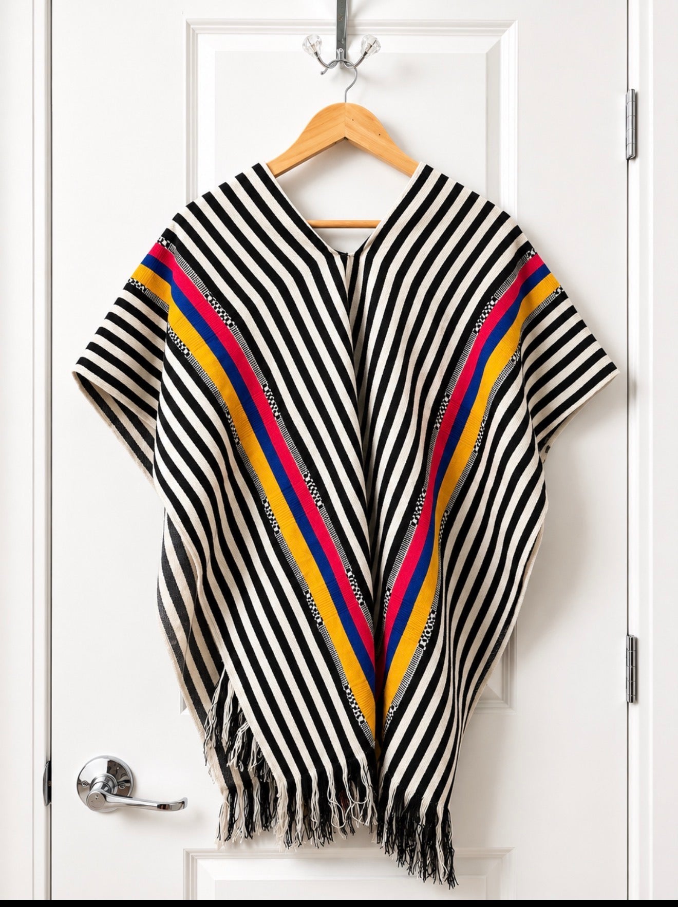 Traditional Colombian Poncho – One Size Fits Most – Handmade Style Outerwear – Imported from Colombia - JETa Imports®